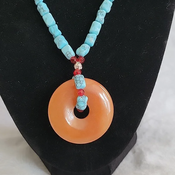 Turquoise Beaded Necklace - Picture 2 of 4